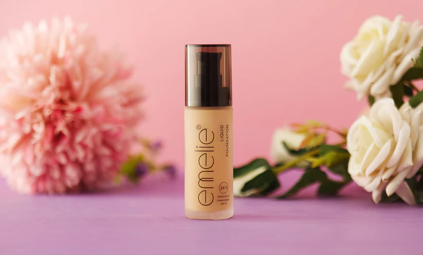 Emelie Liquid Foundation - Image 3
