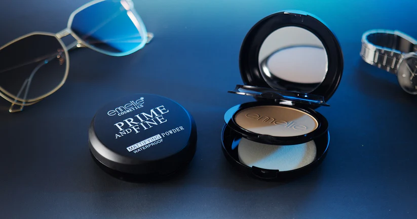 Prime & Fine Compact Powder - Image 3